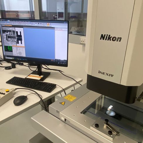 Optical measurement of parts